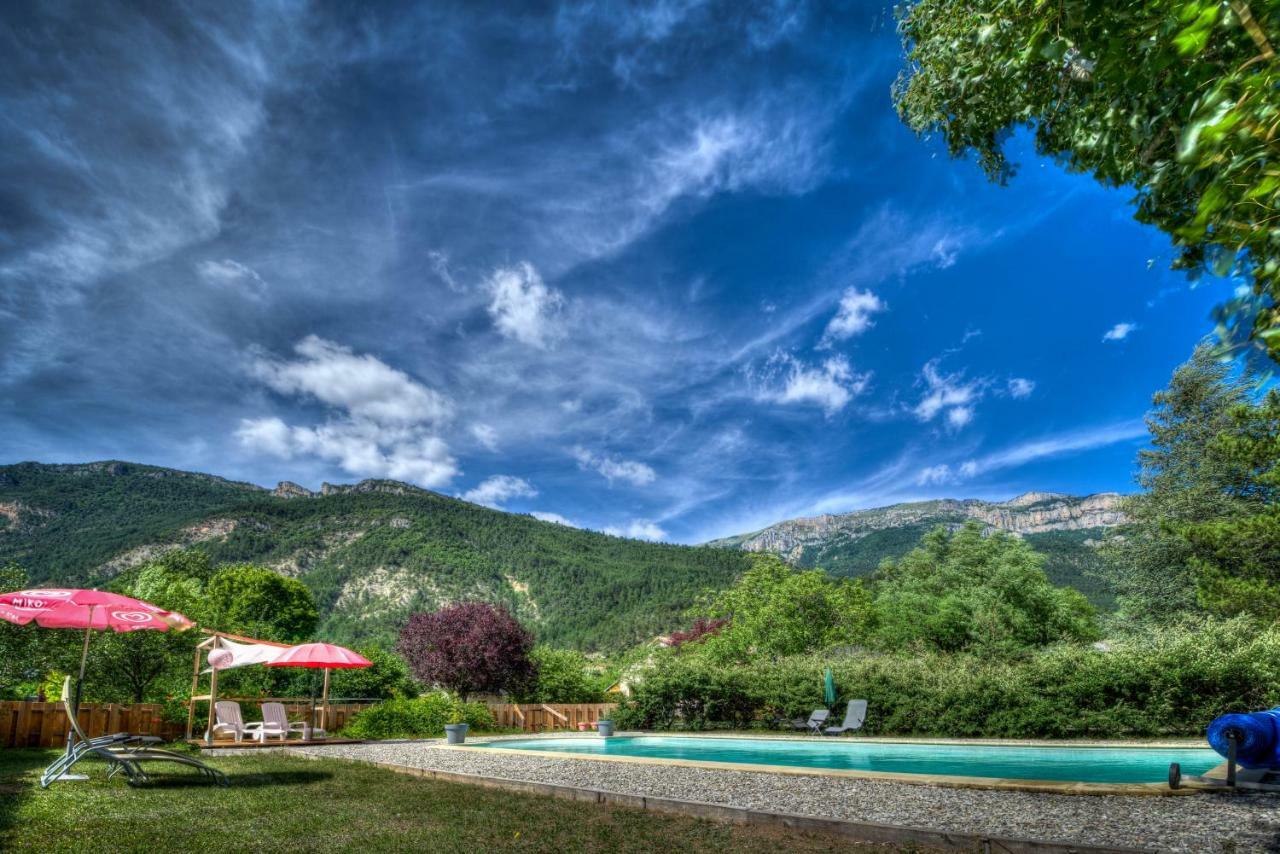 L'Enclos B&B Шатийон-ан-Диуа Экстерьер фото